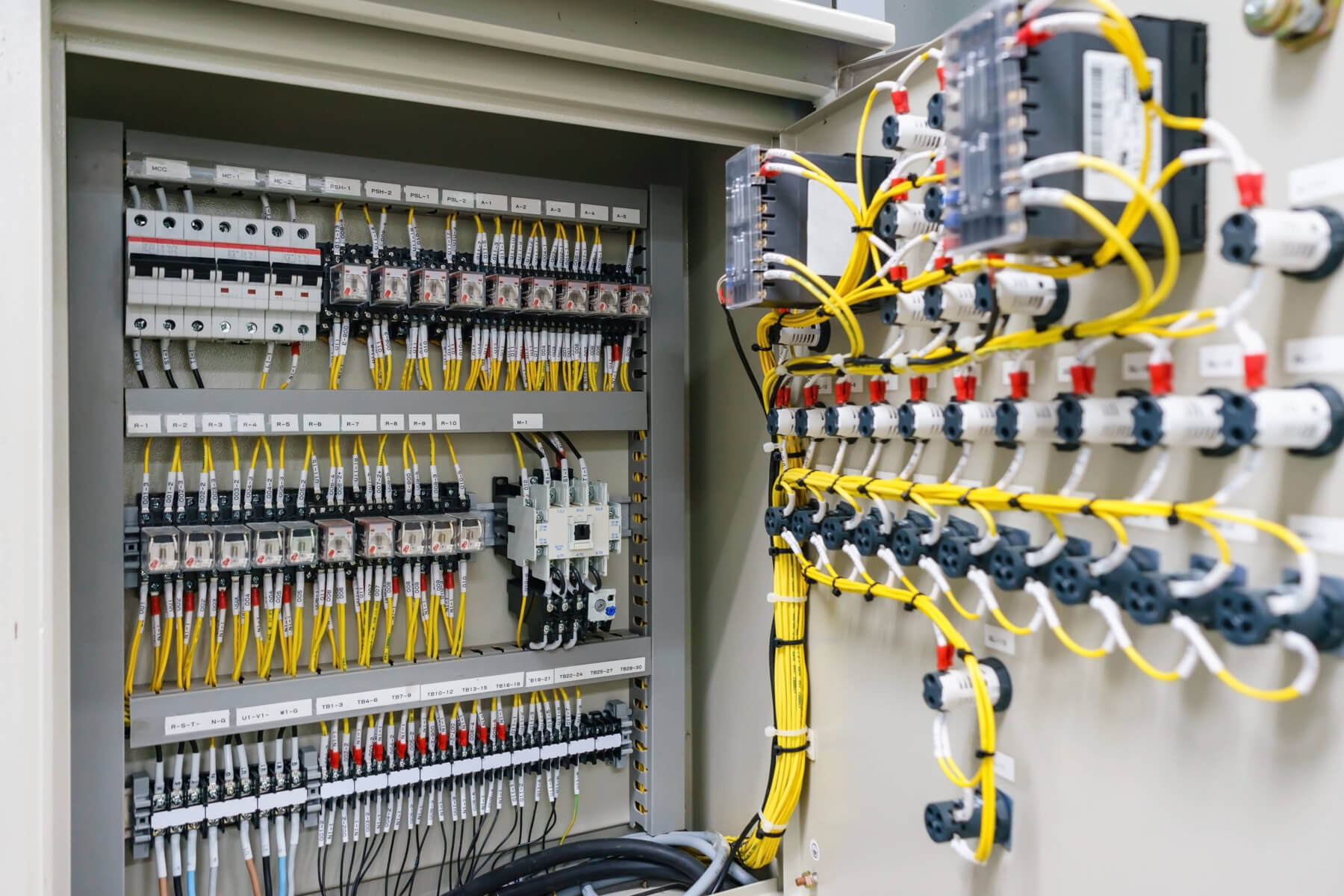 Electrical wiring and consumer unit during renovation